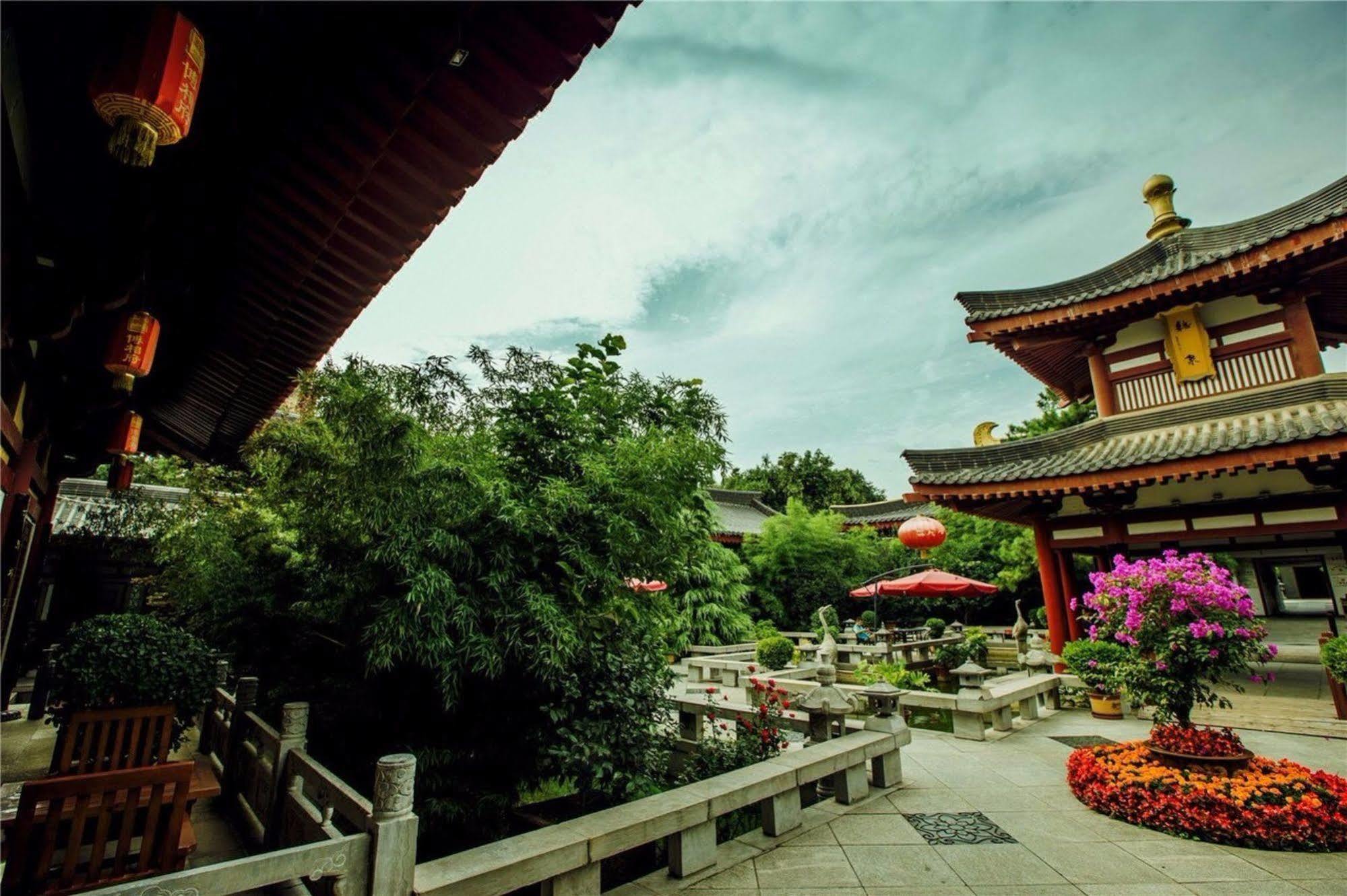 Tang Dynasty Art Garden Hotel Xi'an  Exterior photo